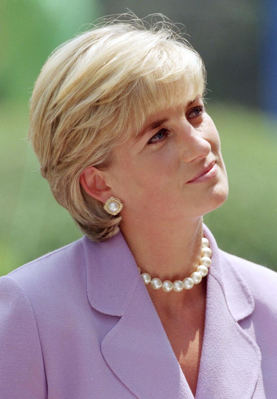 Newly discovered Princess Diana letters shine new light on awful divorce with Charles