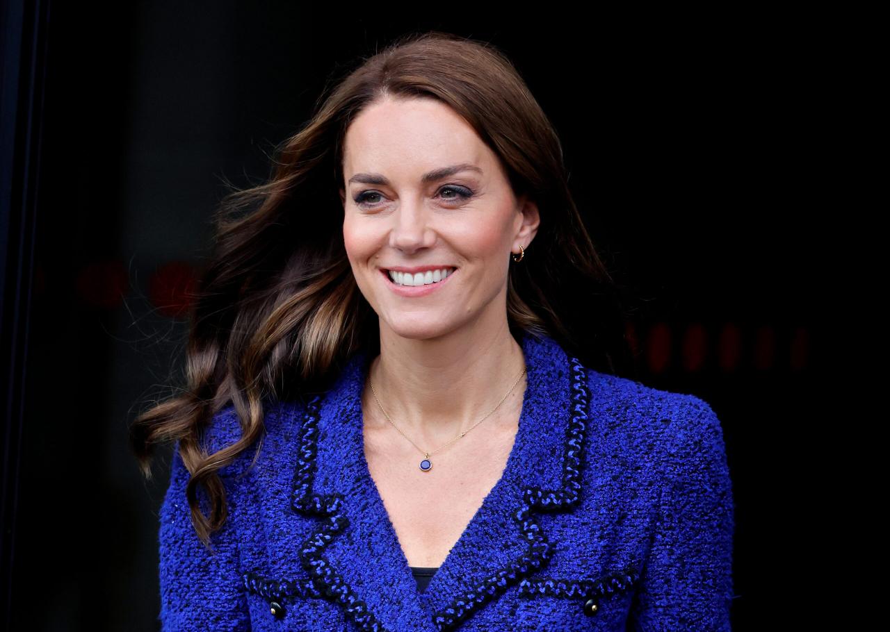 Real reason Kate Middleton was stopped from calling her mother after George’s birth