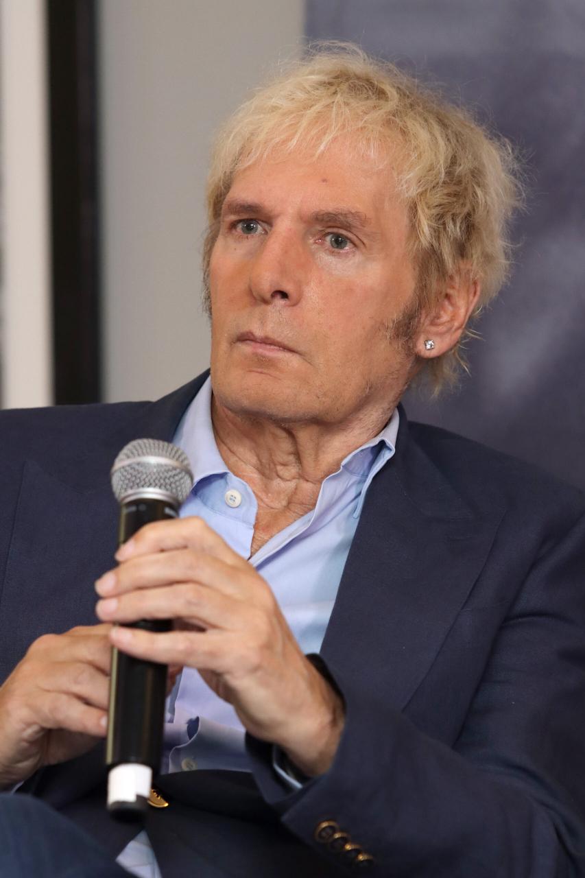 Michael Bolton, 70, recovering after undergoing “immediate surgery” for brain tumor